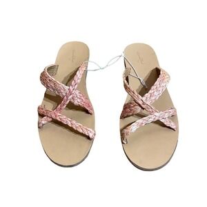 NWT Universal Thread sandals. Coral Color. Womens 11.